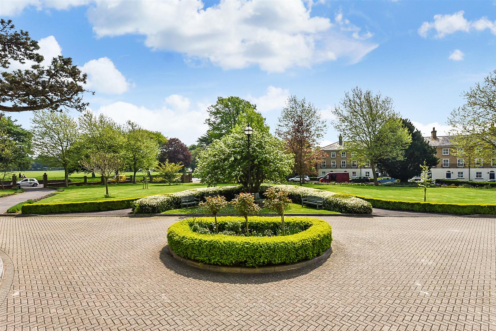 King Gardens, Chichester Hancock and Partners
