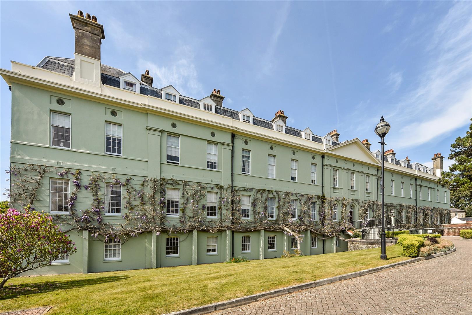 King Gardens, Chichester Hancock and Partners